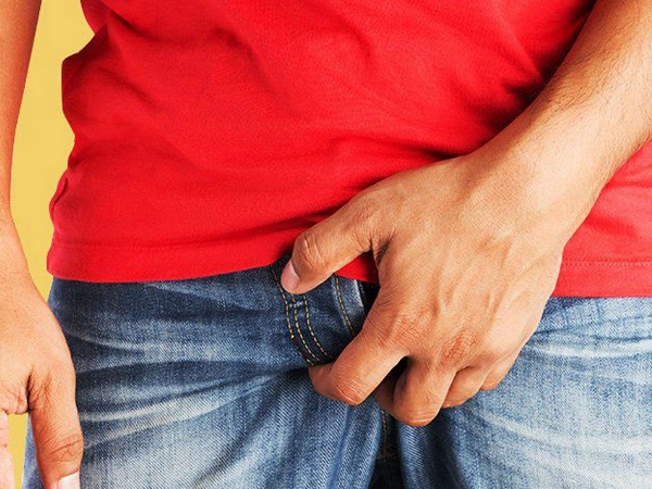 Bị ngứa bìu tinh hoàn kéo dài: Đừng chủ quan với các biến chứng tiềm ẩn